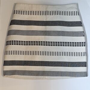 Zara basics black & white mini skirt - M